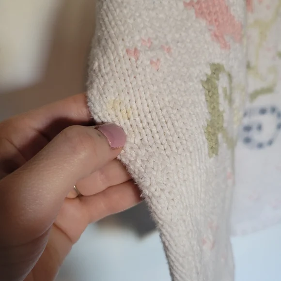 Floral Patterned Sweater - Multicolor - Picture 9 of 9